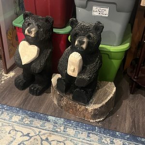 Chainsaw carved bear